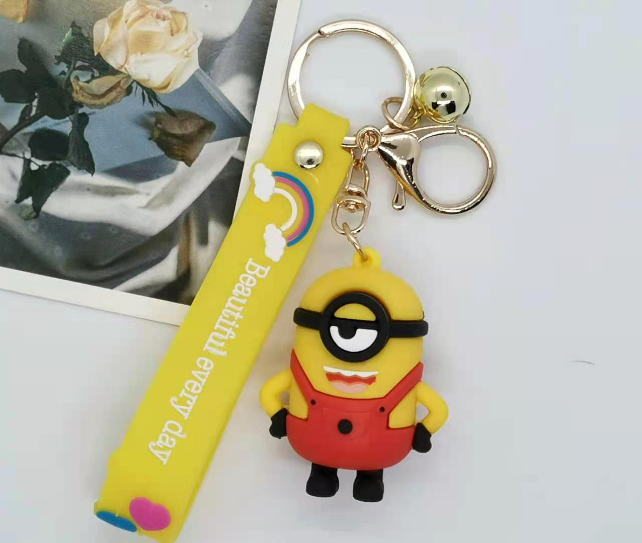 011024 Minions - Stuart Keychain (50 Points)