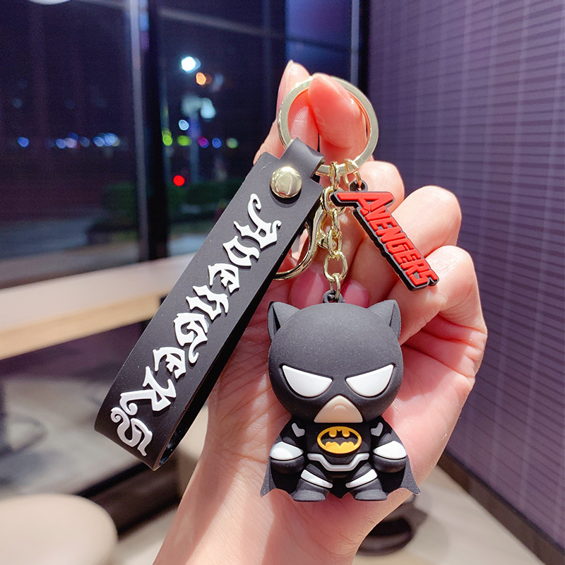 011021 DC - Batman Keychain (50 Points)