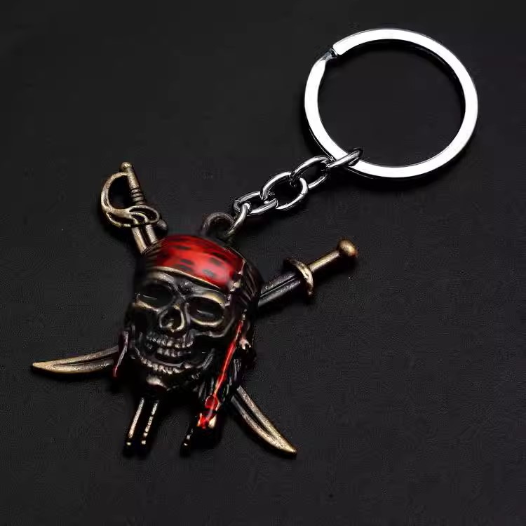 011044 Pirates of The Caribbean Symbol Keychain (37 Points)