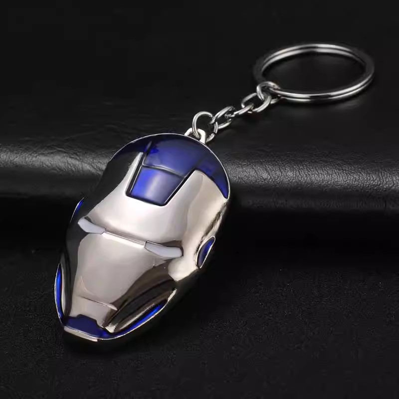 011036 Marvel - Sliver and Blue Iron Man Mask Keychain (37 Points)